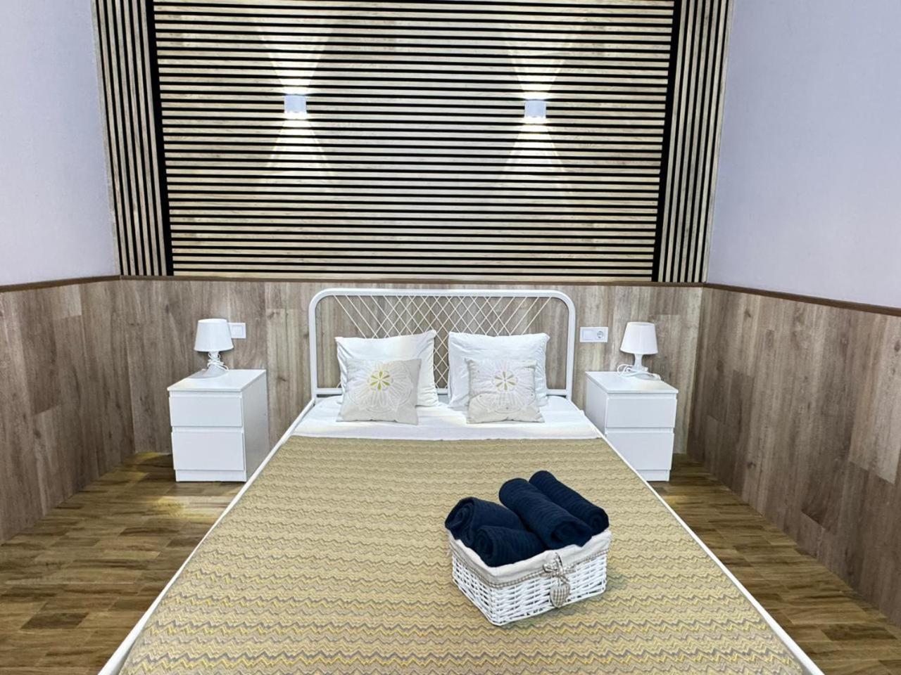 Salom 5 Apartment *