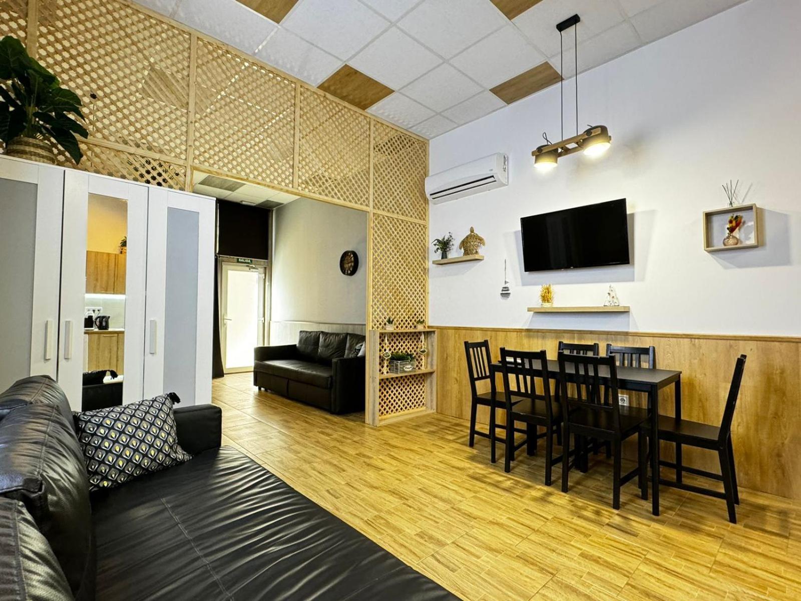 Salom 5 Apartment